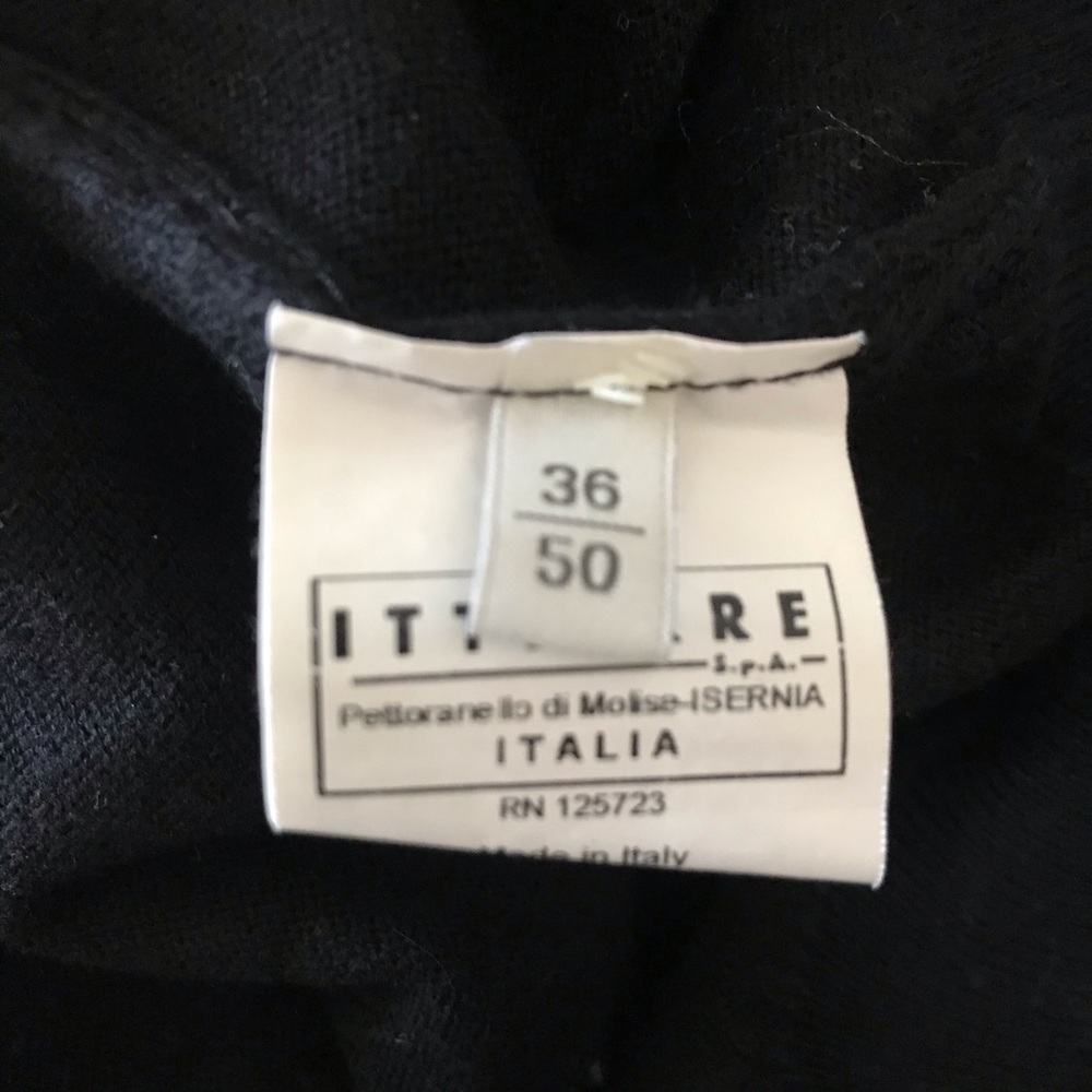 Pierre Balmain Black/Navy Vneck Sweater - Picture 7 of 7